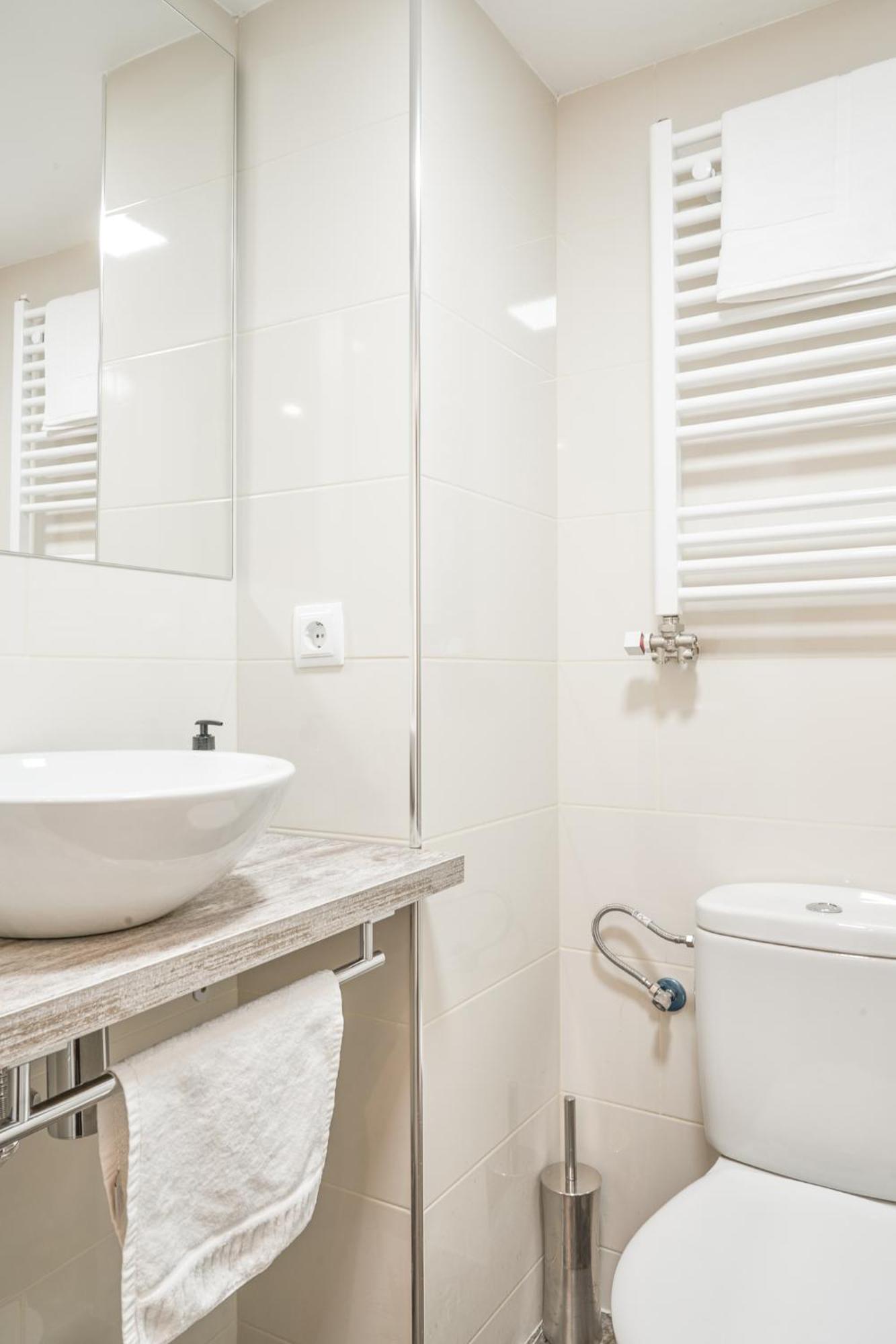 Family-Friendly Home In Central Barcelona 4Bdr Dış mekan fotoğraf
