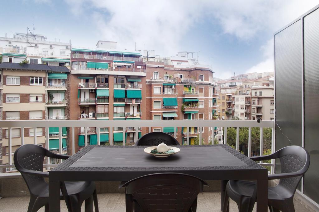 Family-Friendly Home In Central Barcelona 4Bdr Oda fotoğraf